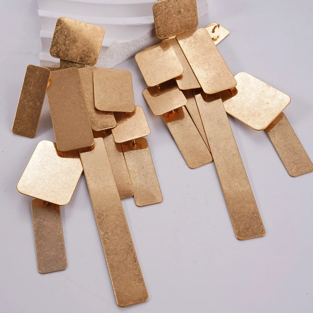 Sheet Earrings with Vintage Unique Design for European Style Evening Gowns, Banquets, and Gatherings Accessories
